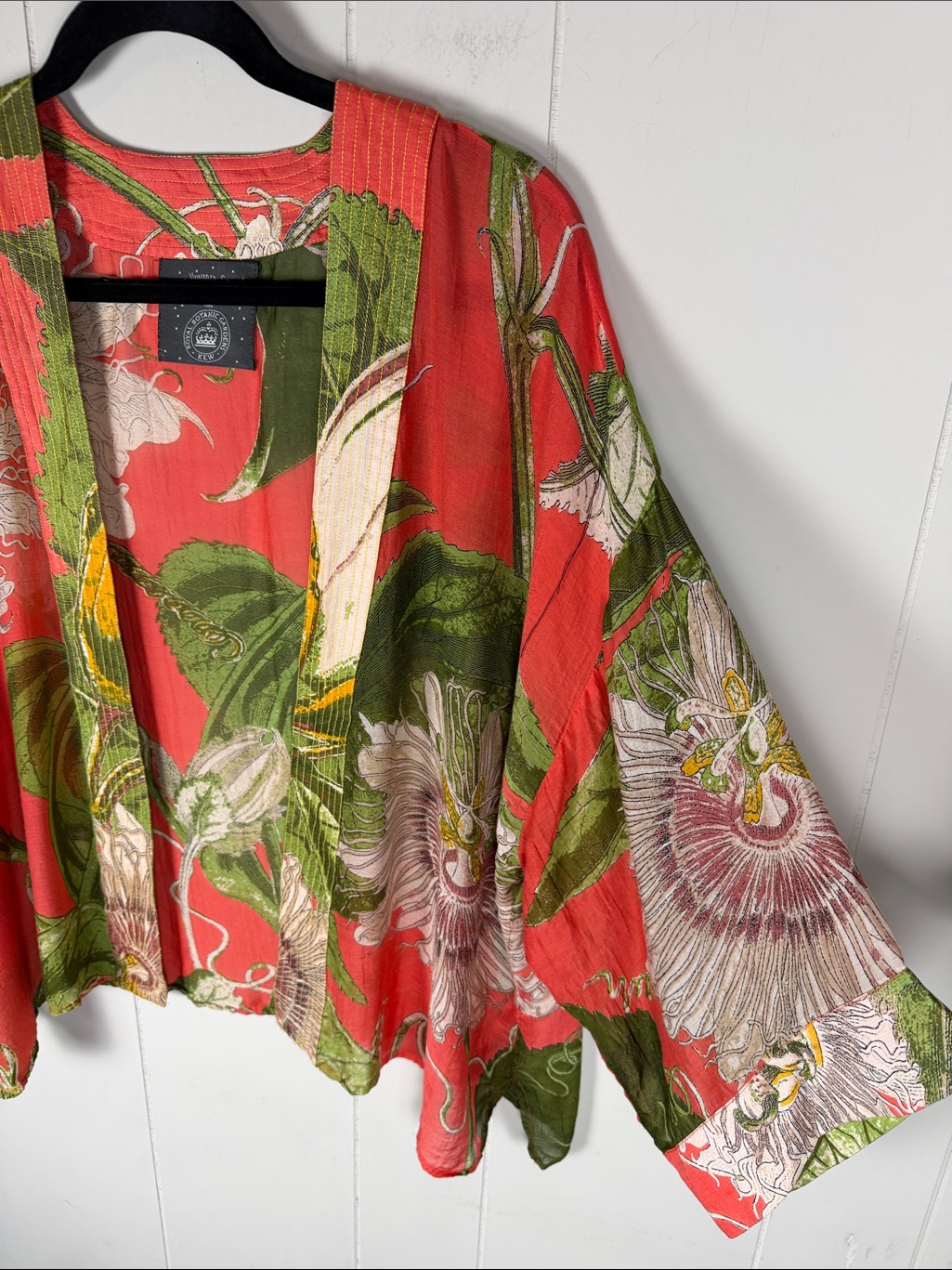 One Hundred Stars Kew Botanic Gardens Passion Flower Coral Short Kimono Sheer Os — image 4 of 8